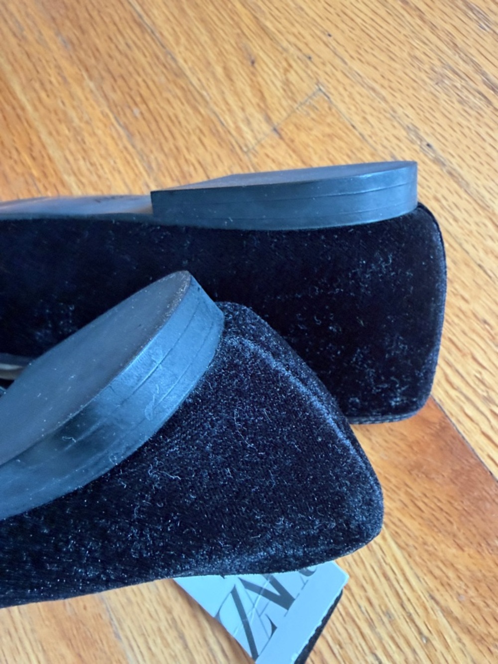 Zara Low-Heeled Velvet Loafer Shoes - Picture 10 of 12